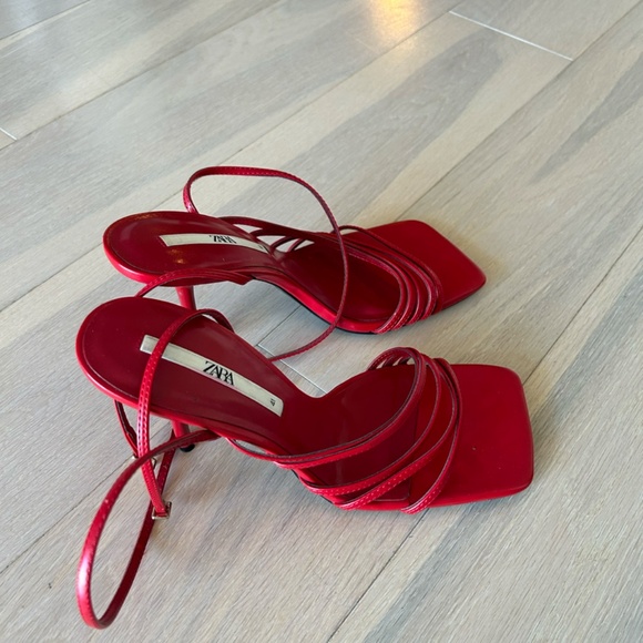 Zara Red Leather Strappy Heels - Size 41 - Picture 4 of 4